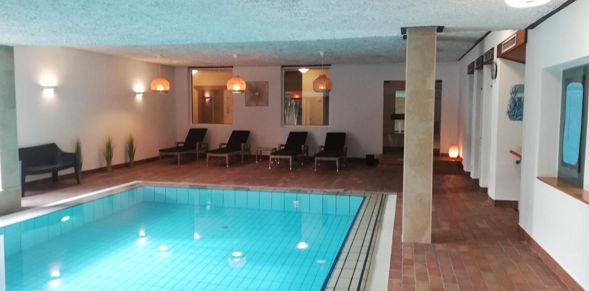 Ferienwohnungen St Hippolyt Mit Hallenbad Lagundo Extérieur photo