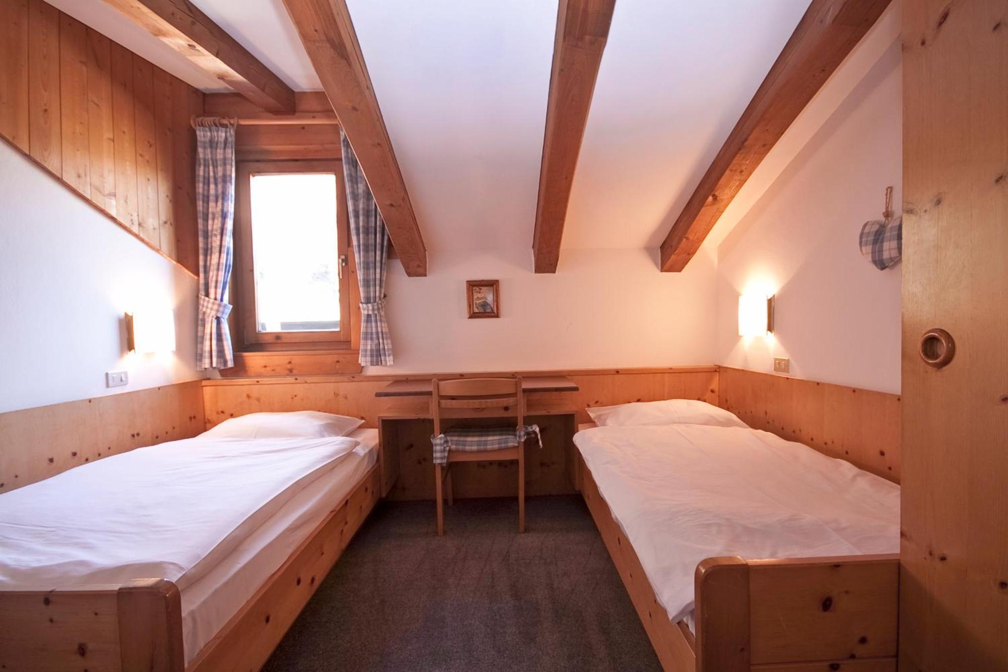Ferienwohnungen St Hippolyt Mit Hallenbad Lagundo Extérieur photo
